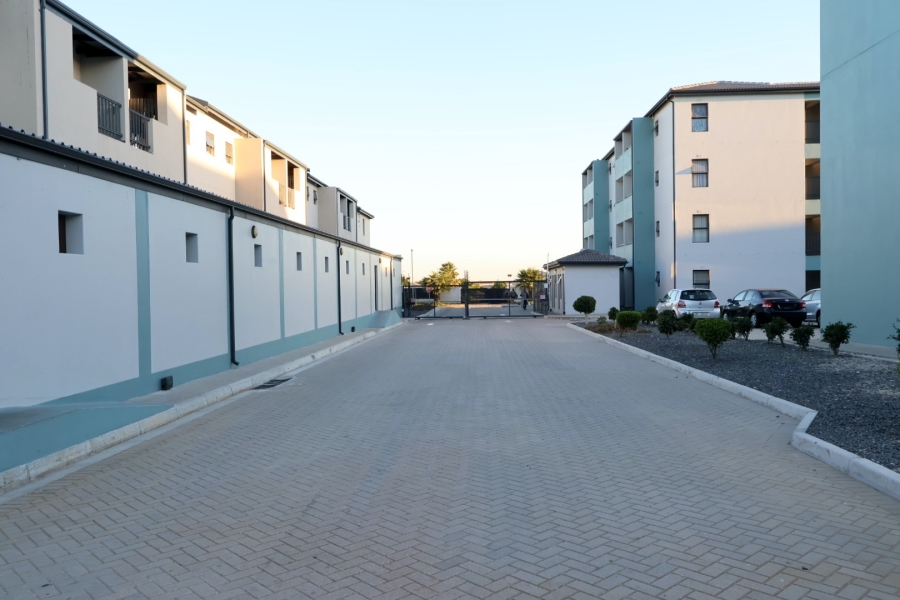 2 Bedroom Property for Sale in Parklands Western Cape